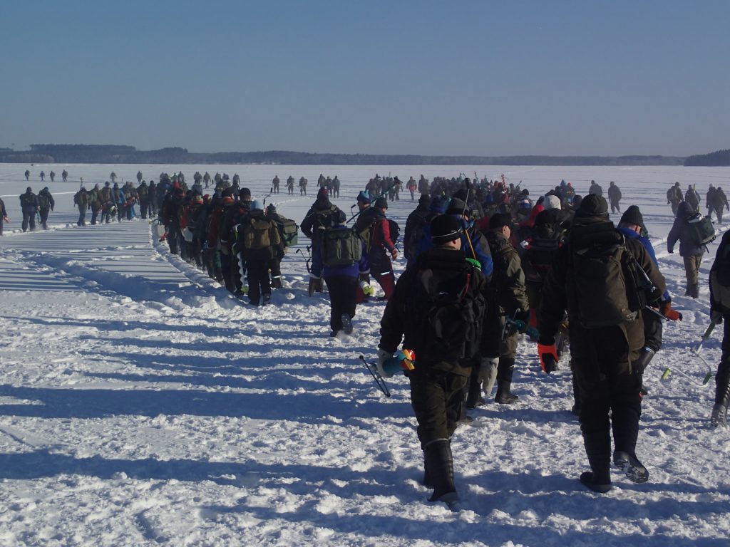 SM pilkkikilpailun lähtötunnelmia